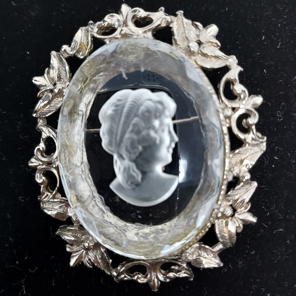 Clear Glass Intaglio Cameo Brooch Pendant Silver Tone 2.25" Tall x 2" Wide